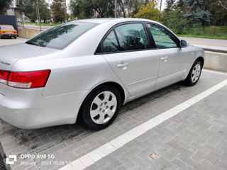 Hyundai Sonata foto 5