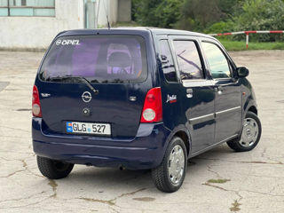 Opel Agila foto 3