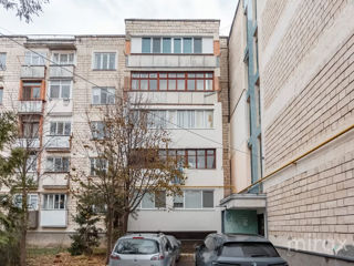 Apartament cu 1 cameră, 39 m², Buiucani, Chișinău foto 8