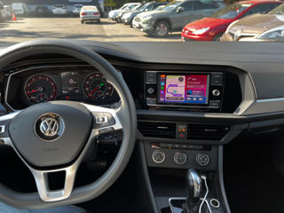 Volkswagen Jetta foto 7