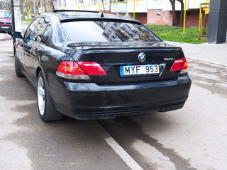 BMW 7 Series foto 4