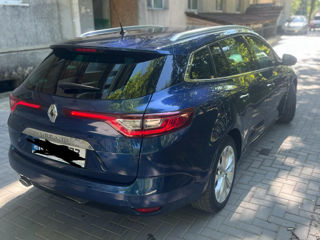 Renault Megane foto 2