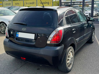 KIA Rio foto 5