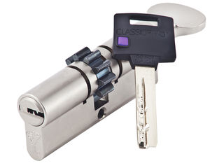 Cilindri mul-t-lock securizate foto 2