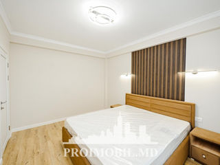 Apartament cu 2 camere, 66 m², Centru, Chișinău foto 2