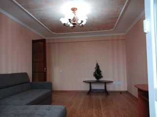 Apartament cu 2 camere, 52 m², Periferie, Fălești foto 3