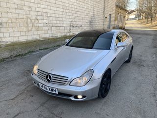 Mercedes CLS-Class