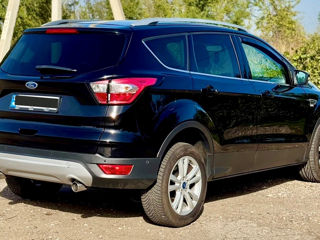 Ford Kuga foto 3