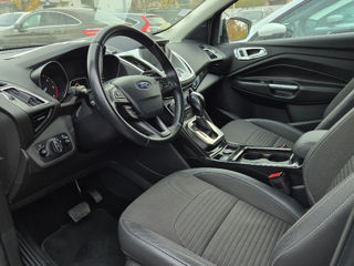 Ford Kuga foto 10