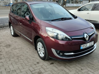 Renault Grand Scenic foto 3