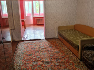 Apartament cu 2 camere, 33 m², Botanica, Chișinău