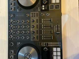 Dj-контроллер Traktor Kontrol s4 mk3 + кейс от UDG + ключ Traktor pro 3 & 4 foto 3