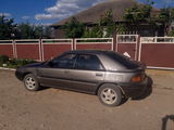 Mazda 323 foto 4