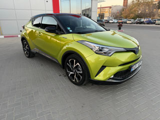 Toyota C-HR foto 3