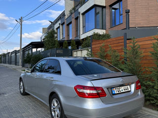 Mercedes E-Class foto 4