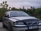 Volvo V70 foto 1