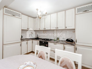 Apartament cu 3 camere, 70 m², Buiucani, Chișinău foto 5