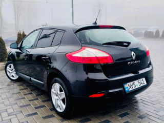 Renault Megane foto 3