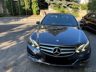 Mercedes E-Class foto 1