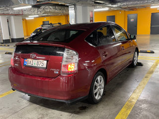 Toyota Prius foto 4