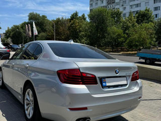 BMW 5 Series foto 6