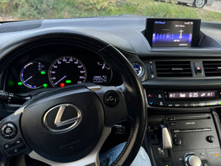 Lexus CT Series foto 9