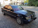 Mercedes Series (W124) foto 1