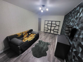 Apartament cu 2 camere, 45 m², Botanica, Chișinău foto 2