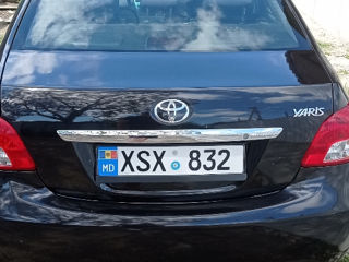 Toyota Yaris foto 2