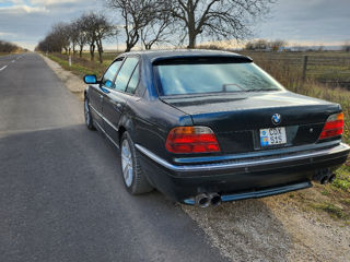 BMW 7 Series foto 5