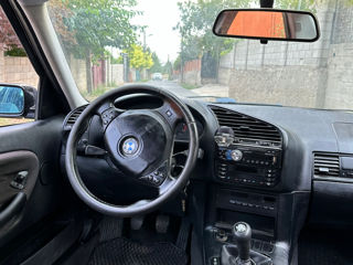 BMW 3 Series foto 9