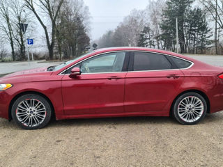 Ford Fusion foto 7