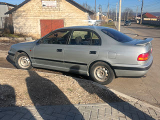 Toyota Carina foto 3