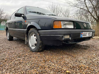 Volkswagen Passat foto 3