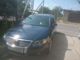 Volkswagen Passat foto 4