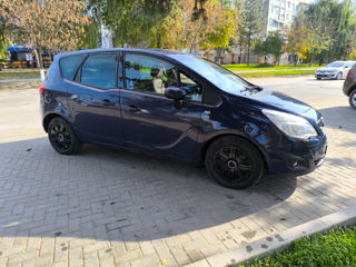 Opel Meriva foto 2