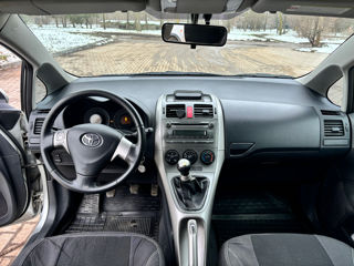 Toyota Auris foto 8