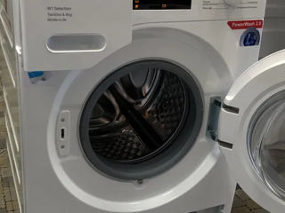 Mașină de spălat Miele cu funcția AddLoad