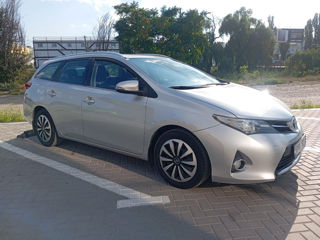 Toyota Auris foto 2