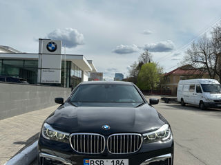 BMW 7 Series foto 1