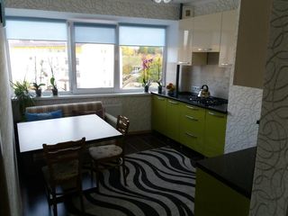 Urgent!Apartament spatios, curat si luminos. foto 3