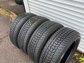 Зимние шины 205/60R16 Sava