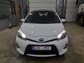 Toyota Yaris foto 6