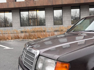 Mercedes E-Class foto 9