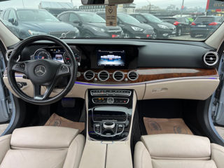 Mercedes E-Class foto 8