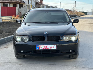 BMW 7 Series foto 2