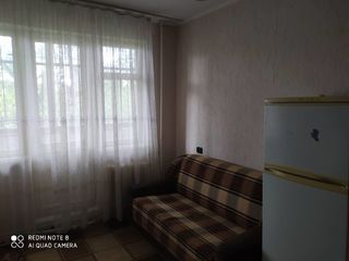 Apartament cu 2 camere, 50 m², 8 cartier, Bălți foto 3