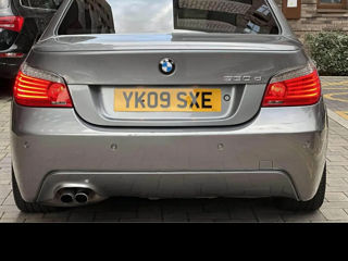 BMW 5 Series foto 6