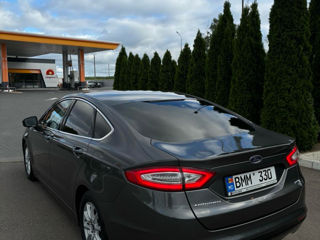 Ford Mondeo foto 5