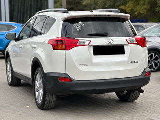 Toyota Rav 4 foto 3